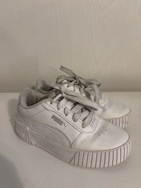 Puma Classic White tennis shoes 11C